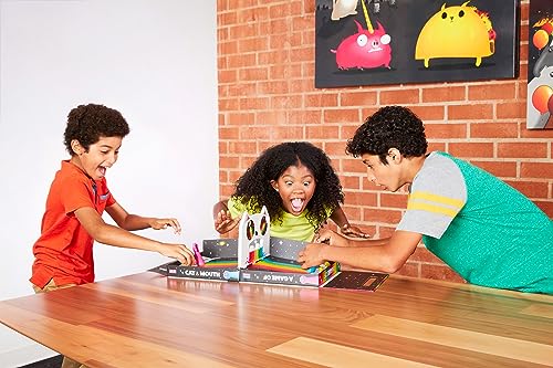 Asmodee - Le Jeu des Cat-TAPULTES - Jeu d'Ambiance pour Enfants à Partir de 7 Ans - Jeu de Société d'action - Boîte Sert de Plateau de Jeu - 2 Joueurs - 15 Min - Exploding Kittens