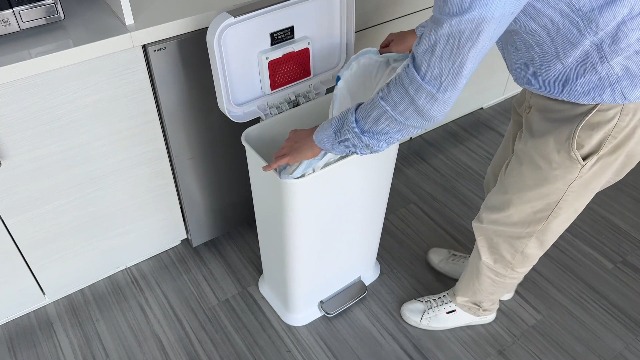 Image of iTouchless SoftStep 13.2 Gal / 50L Step Pedal Kitchen Trash Can with Odor Filter, Durable Dent-Proof Construction and Stainless Steel Trim, Garbage Bin with Lid for Home Office, Bedroom, White Plastic