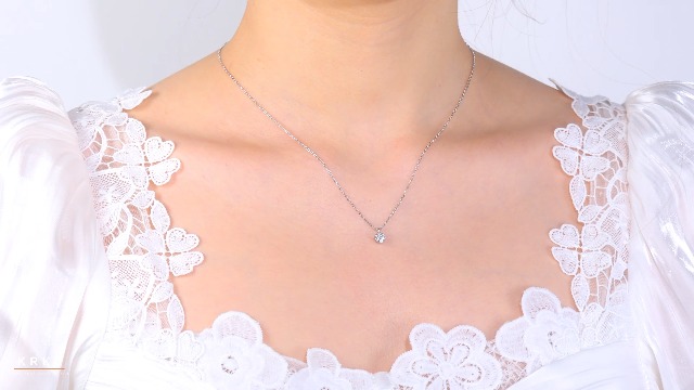 Amazon | [KRKC] モアサナイト ネックレスレディース:誕生日プレゼント