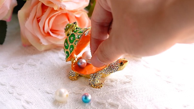 Amazon.com: YU FENG Crystals Bejeweled Turtle Trinket Box Hinged