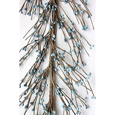 AR1956C-7 Primitive Pip Rice Berry Garland in Country Blue