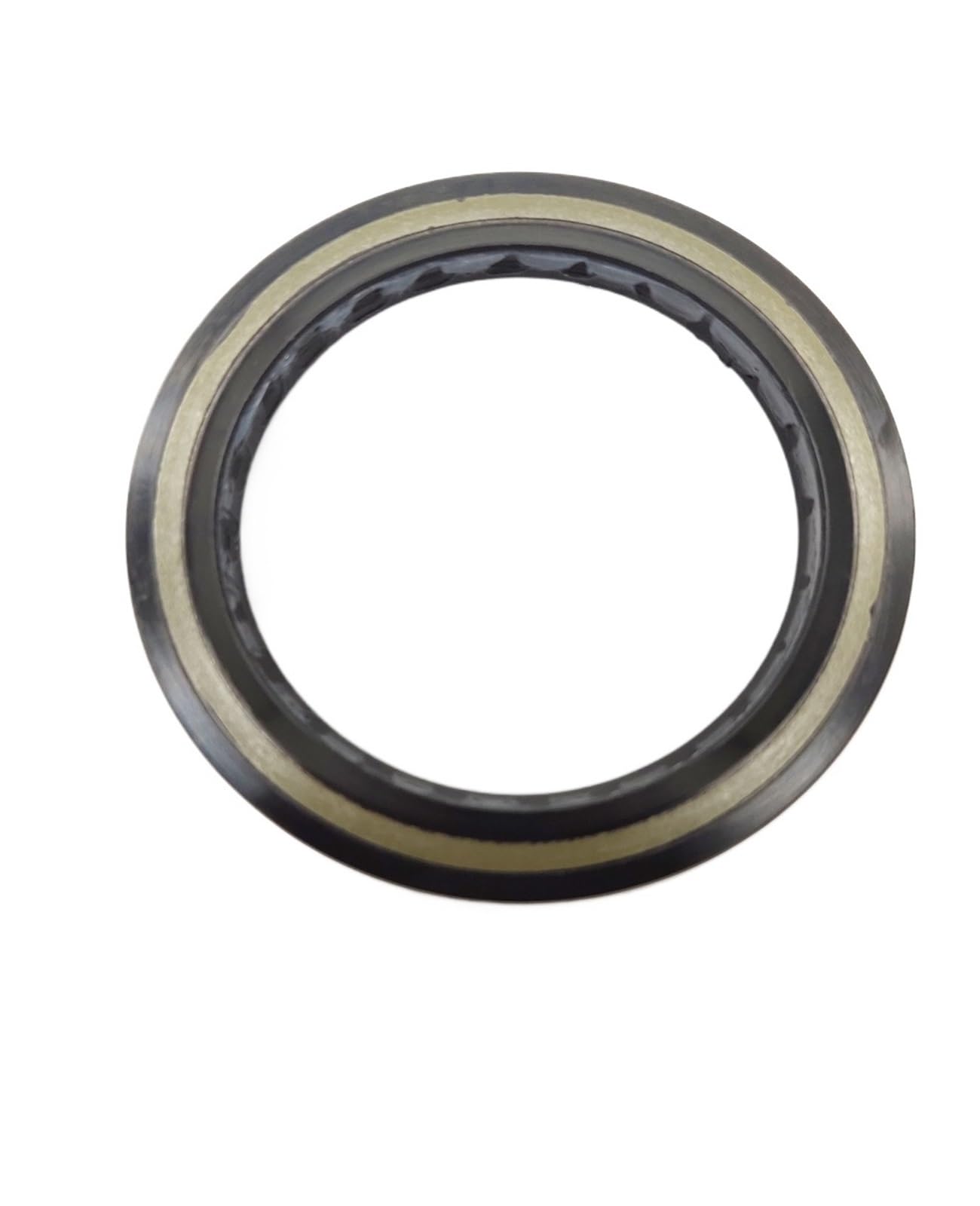 YMUGUEGH Oil seal size 57.15 * 76.2 * 9.53/57.15X76.2X9.53