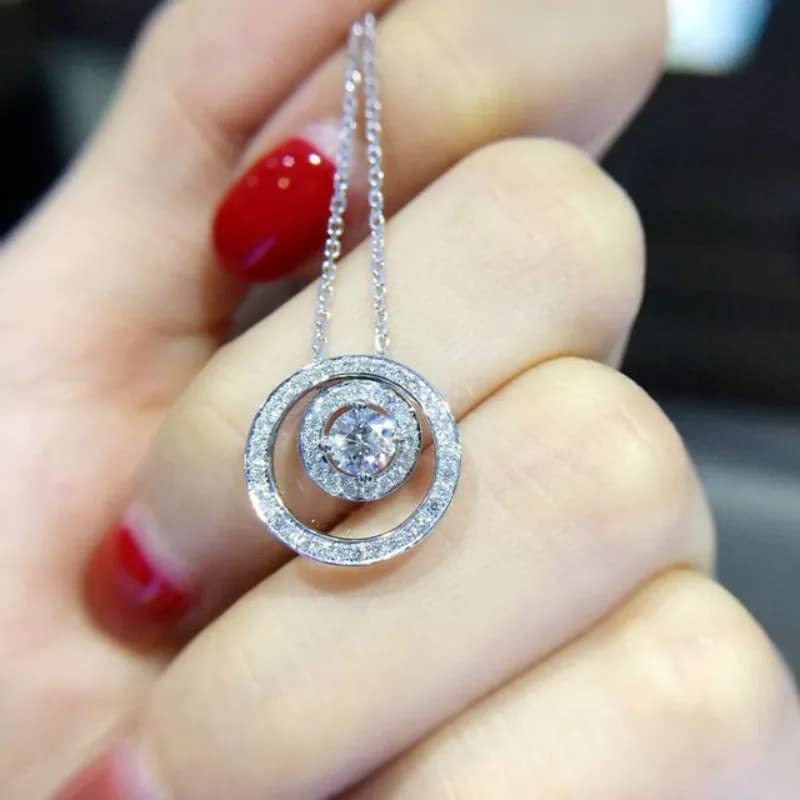 Collier pendentif rond en argent pour dames évitant l'inconfort d'un bijou lourd en banquet