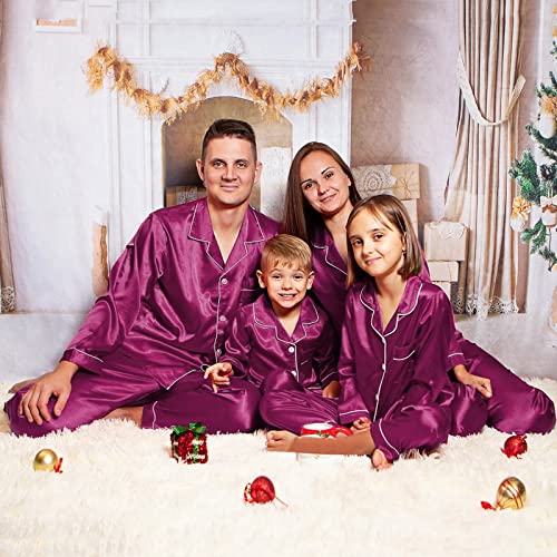 2026 Family Satin Christmas Pajamas Sets Silk Xmas Pjs Matching Sets Soft Loungewear for Mens Womens Adults Couples3