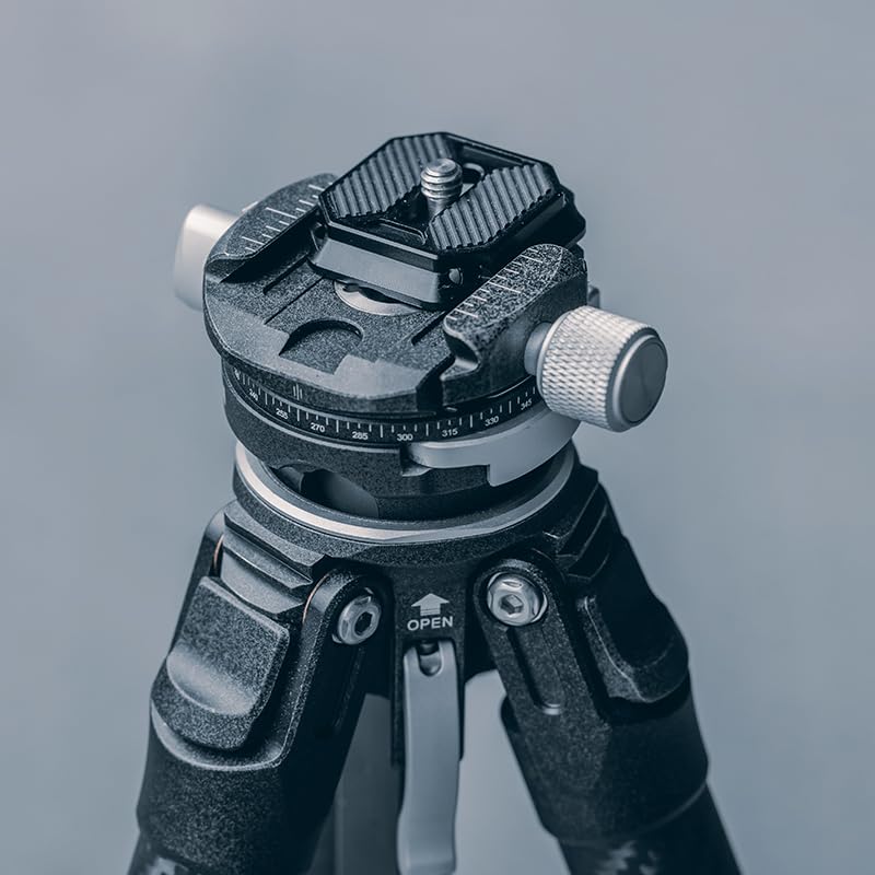 Image of ULANZI F38 Camera Quick Release Plate with 1 /4 inch to 3 /8 inch Screw Thread