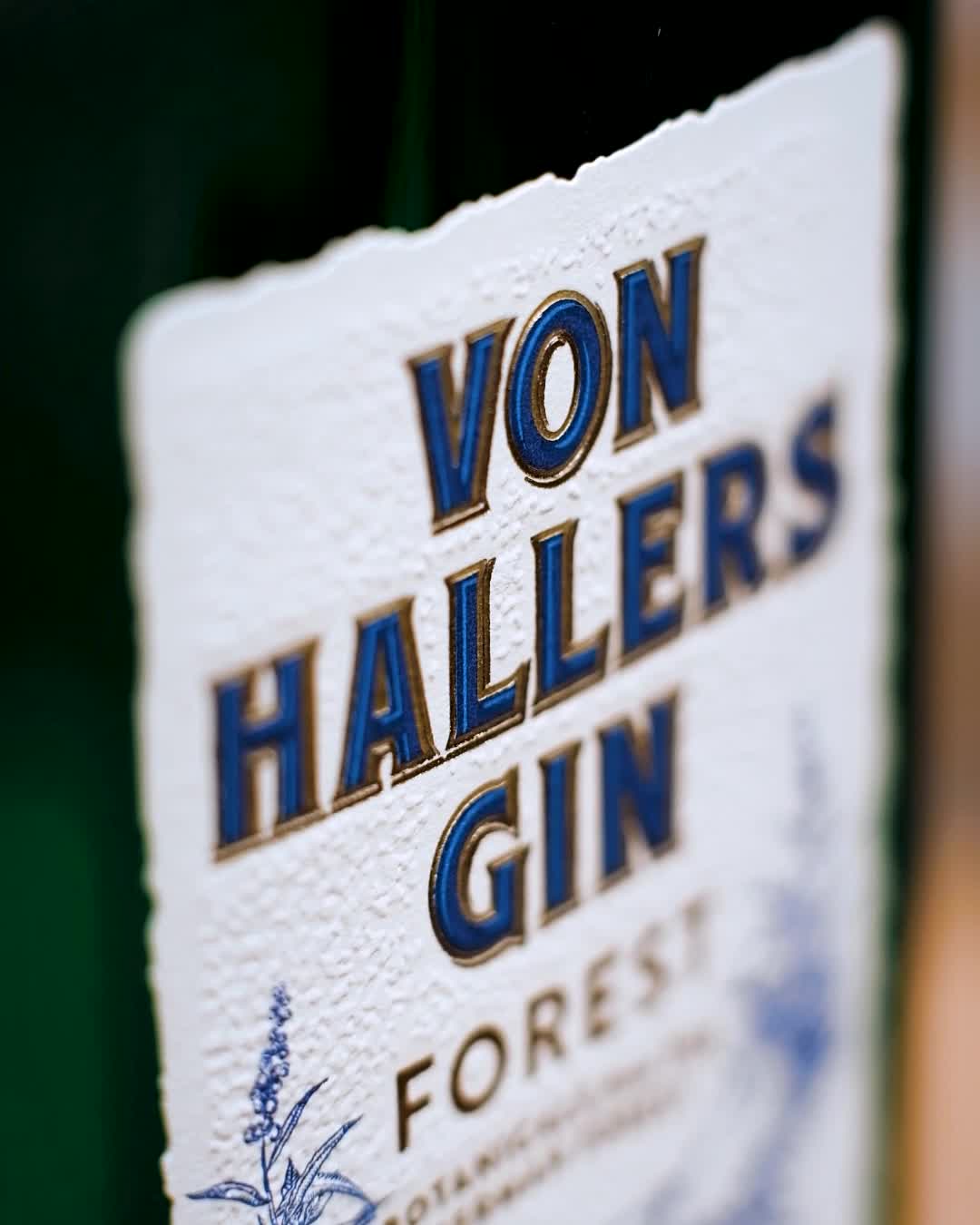 VON HALLERS GIN FOREST - kräftige Wacholderbeere, Zirbelkiefer und Enzian - würzig intensiver Gin mit Botanicals aus dem… – Bild 6