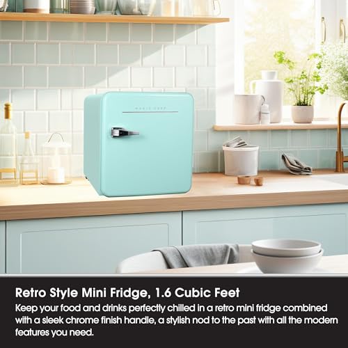 Magic Chef MCR16CHM 1.6 Cubic Feet Retro Style Mini Fridge thumb #3