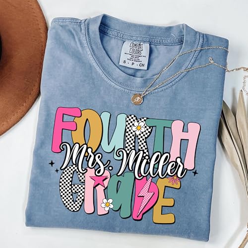 Chillever Personalized Teacher Sweatshirt, Custom Last Name Teacher Gift, Back to School Gifts, for school professionals3