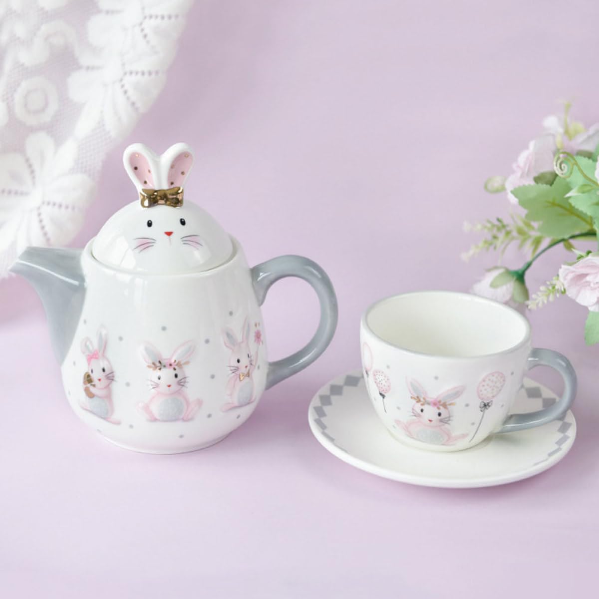 VICASKY Théière en Céramique 1 Pièce Lapin de Pâques sans Trou de Filtre, Pichet Décoratif Blanc Relief, Bouilloire Légère pour Thé et Boissons, Ustensile la Cuisine Design et Usage