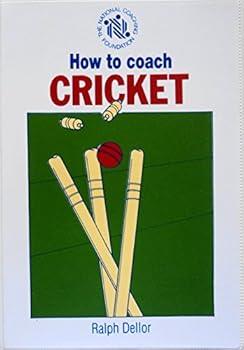Paperback How to Coach Cricket (How to Coach) Book