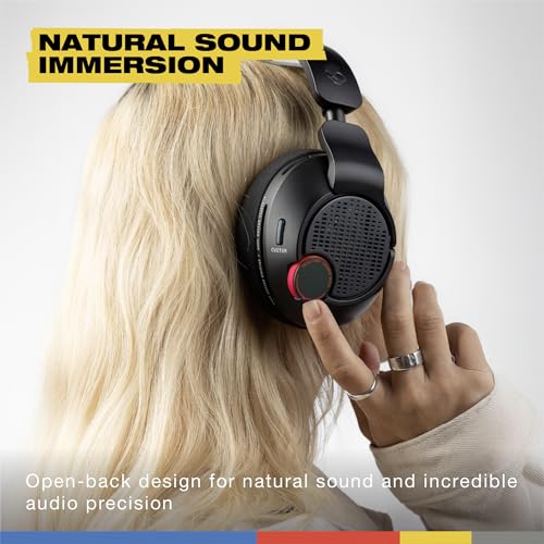 Image of Skullcandy Crusher PLYR 720 Wireless Gaming Headset, Ultimate Immersion and Comfort, THX Spatial Audio, Multi-Sensory Bass and Platform- Digi-Black, Removable Mic, PC, PlayStation, Nintendo