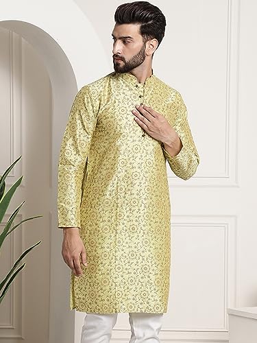 Image of SOJANYA Men's Silk Blend Kurta with Paisley Design
