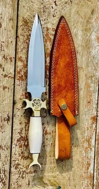 Custom Handmade D2 Steel Fantastic Bowie Knife Dagger Knife Camel Bone Handle Leather Sheath