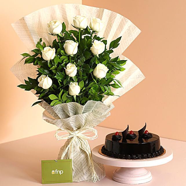 Fnp Breeze Roses Bouquet N Truffle Cake-picture-13