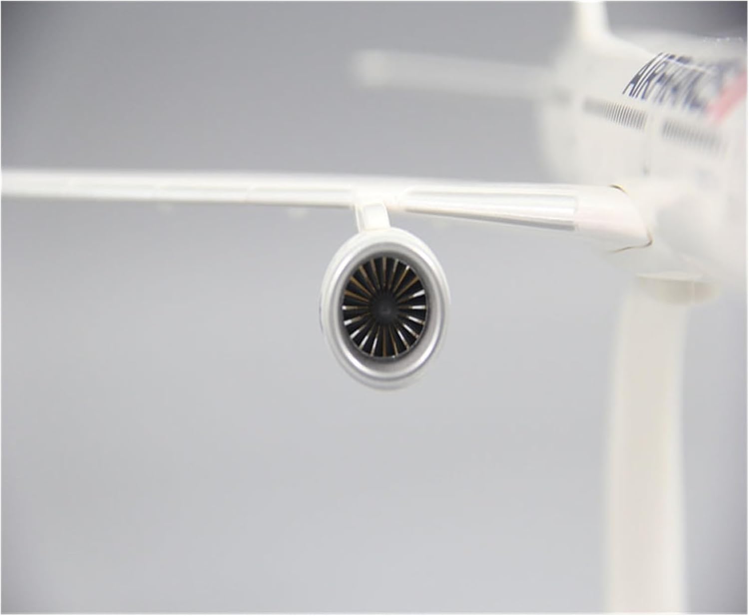 Die Cast Plane 1 200 for A350-900 Static Die Cast Resin Simulation Aircraft Finished Model Decorations Gift Finished Metal Airplane