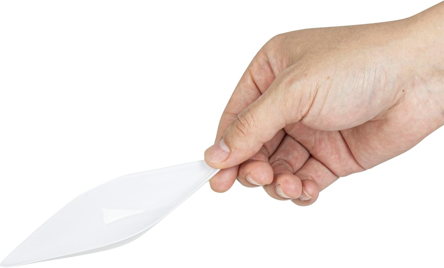 Restaurantware 1 Ounce Dipping Sauce Bowls 100 Disposable Dipping Sauce Dishes - Canoe Shaped Unique Design White Plastic Small Dishes For Dips Appetizers Desserts Or Samples