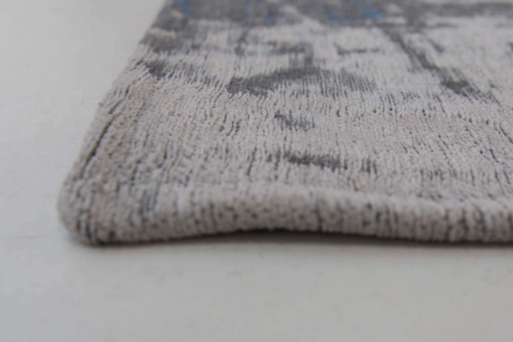 Louis de Poortere Mad Men Griff 8421 Bronx Azurite Rug, 6'7