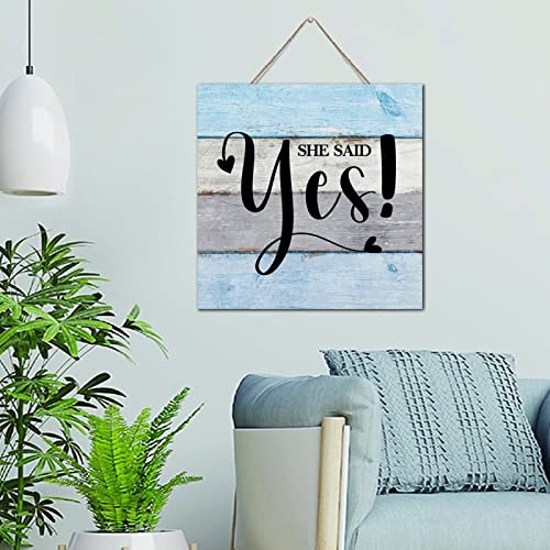 Panneau mural vintage en bois She Said Yes aux finitions artisanales premium
