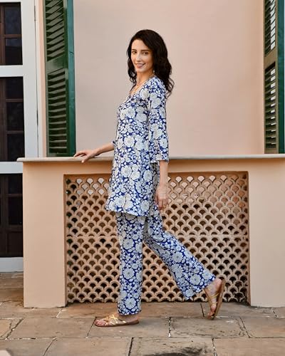 Image of NAINVISH Women's Pink & White Printed Straight Cotton Blend U-Neck Co-ord Set (SD659 KB (3)