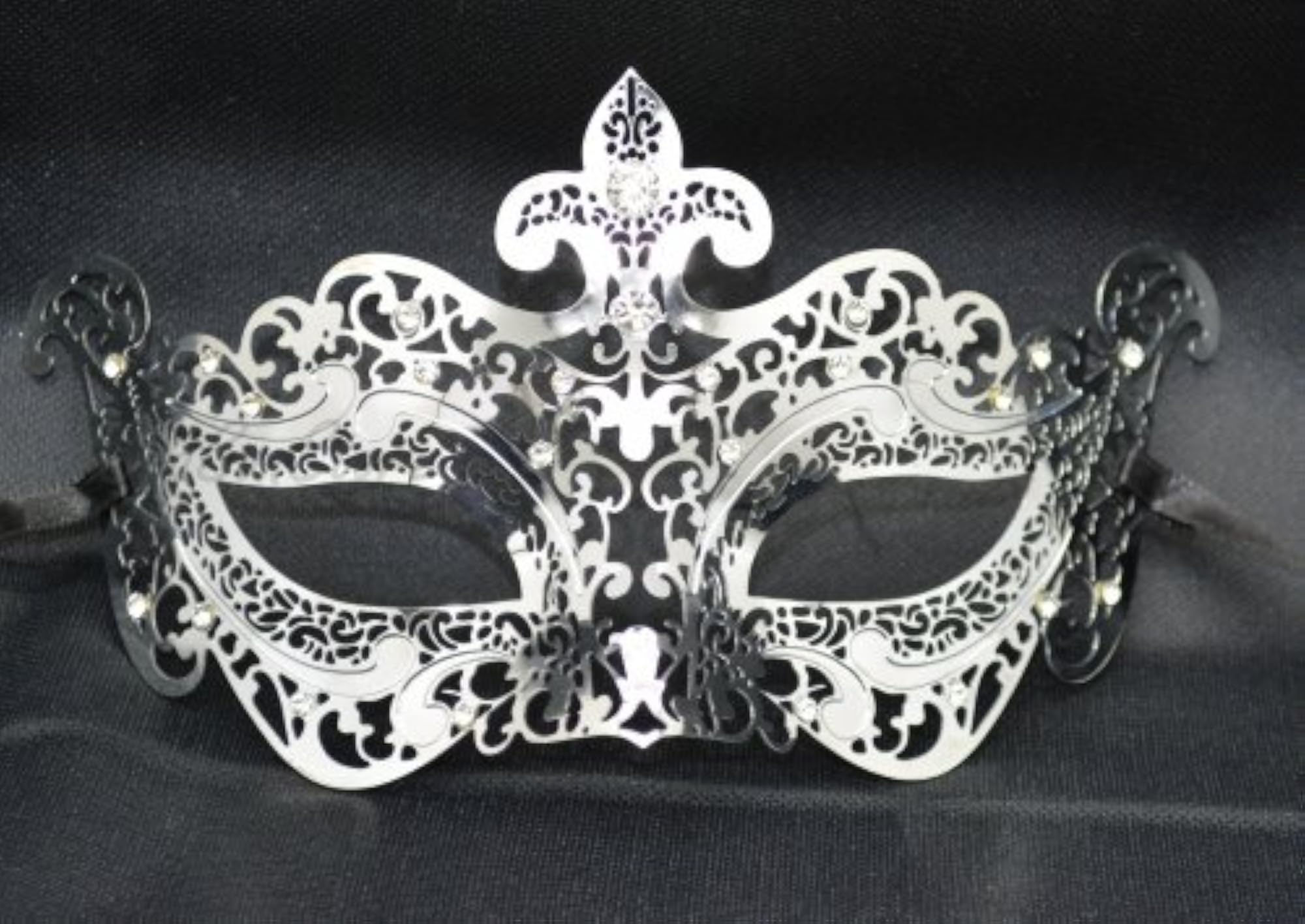Elegant Luxury Beautiful Mask with Diamond