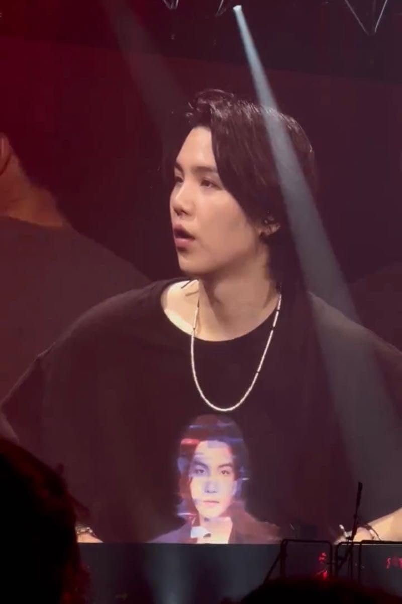 ユンギ 着用　SUGA Agust D D-DAY TシャツUS限定ver. ユンギ Tシャツ XL シュガ D-DAY 公式 agustd 即日 新品未着用