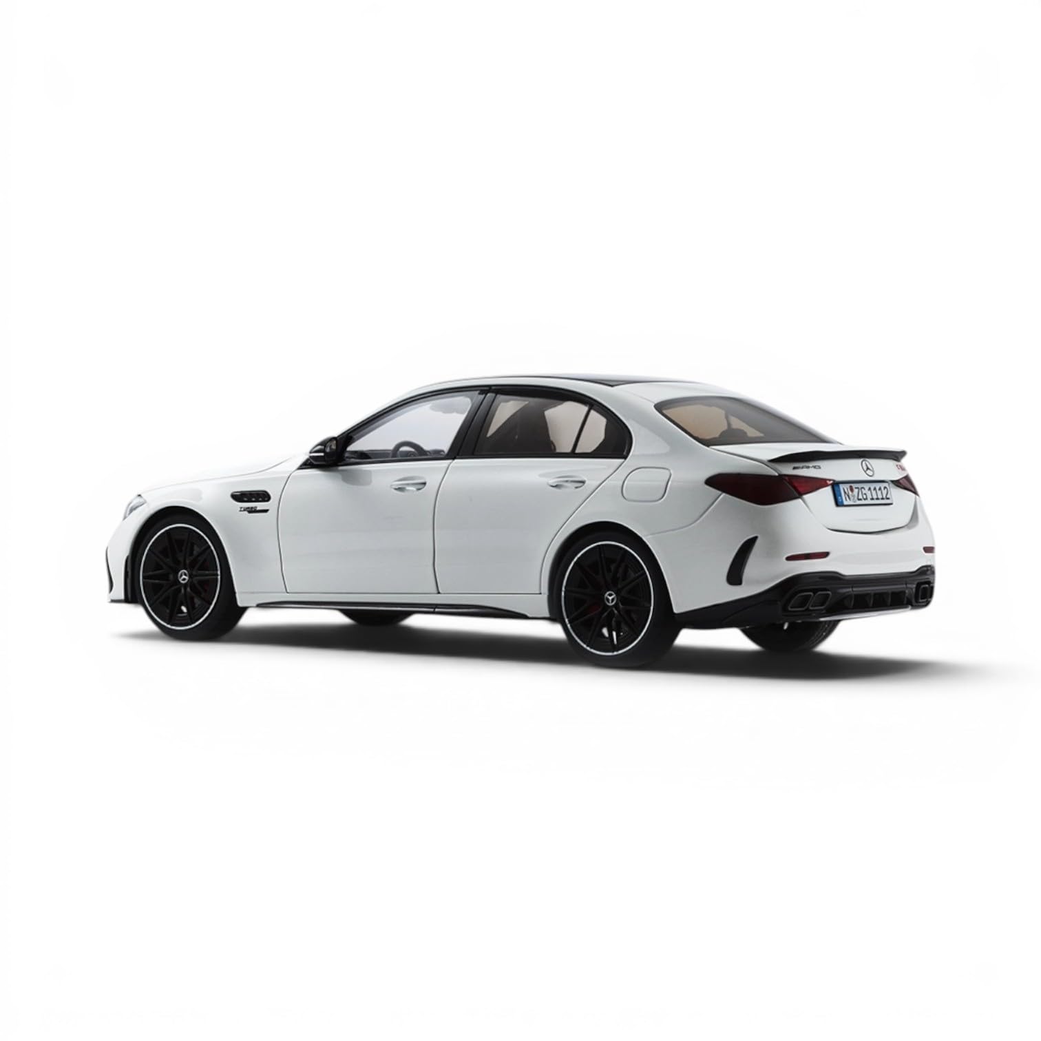 Mercedes‑AMG C 63 S E Performance 1:18 - Modellino di auto da collezione in metallo pressofuso di alta qualità, limousine sportiva con parti apribili (bianco opalite)