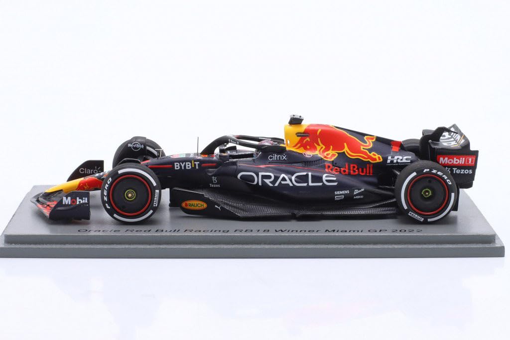 Amazon | スパーク 1/43 レッドブル F1 RB18#1 フェルスタッペン
