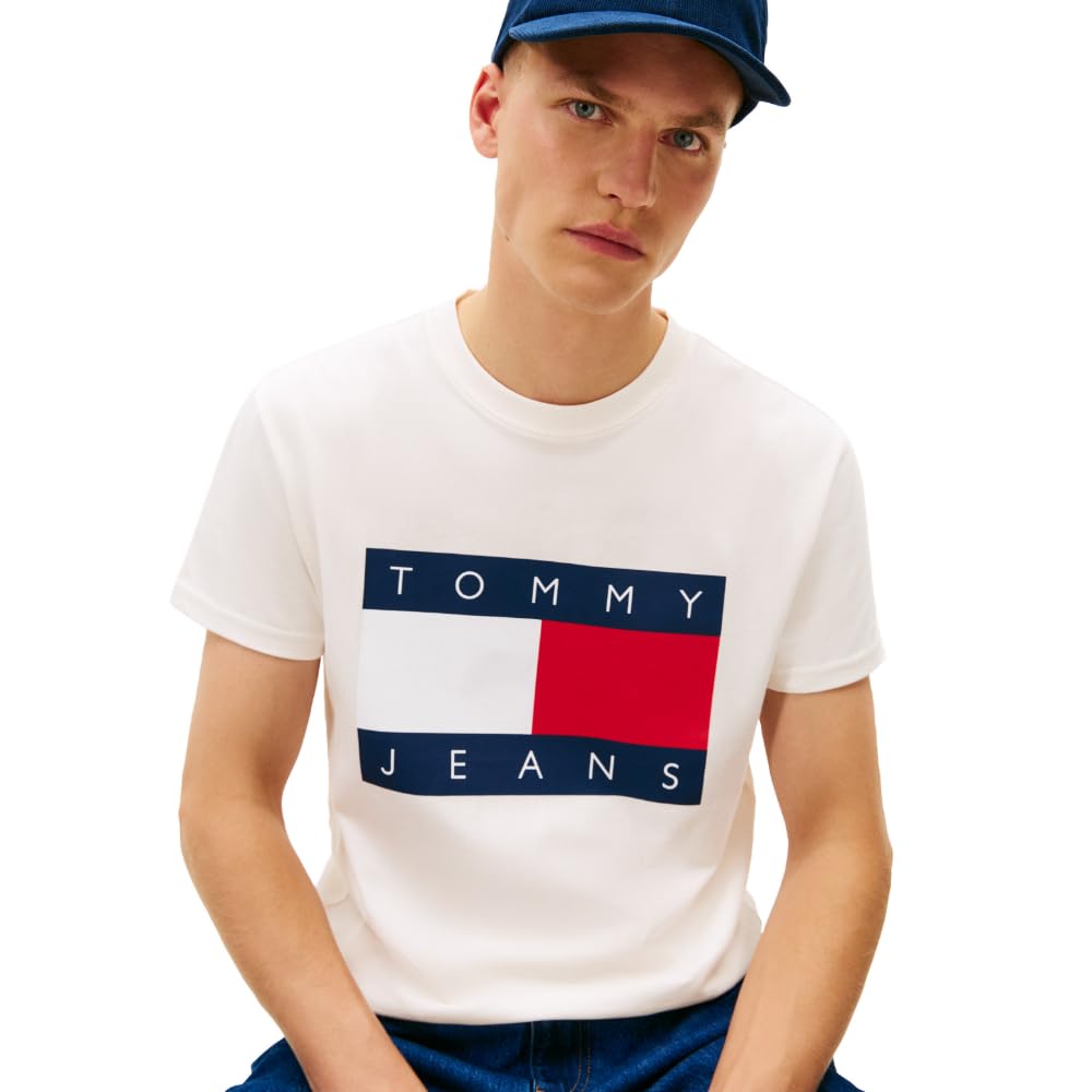 Tommy Jeans Short Sleeve Cotton Graphic T-Shirts with Big Flag Logo Design Camiseta gráfica de algodón de Manga Corta con Gran Bandera Logo Design Hombre (Pack de 1)