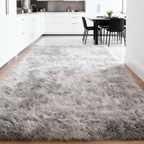 Tapis salon shaggy en texture moelleuse et finitions soignées