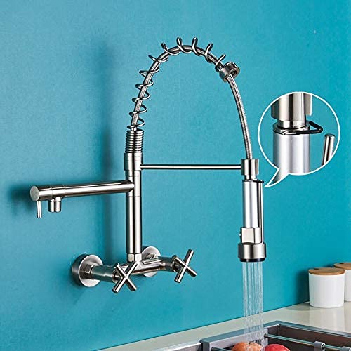 Robinet de cuisine noir finition brossée au design moderne et épuré