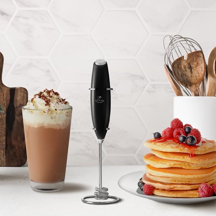 Miniatura 7 de Zulay Kitchen Tornado - Espumador eléctrico de leche de mano con triple batidor y soporte, mezclador de bebidas de mano para latte, capuchino,