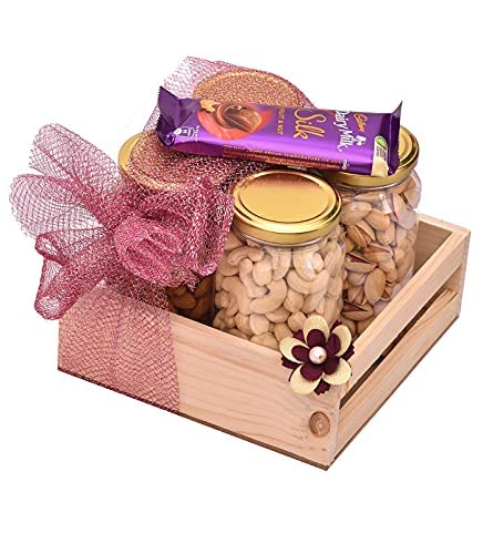 Image of NUTRI MIRACLE Rakhi Dry Fruit & Nut Gifts With Golden Floral Bhai Bhabhi Pair,Cashews,Almonds,Raisins,Pistachios And Silk,450gm