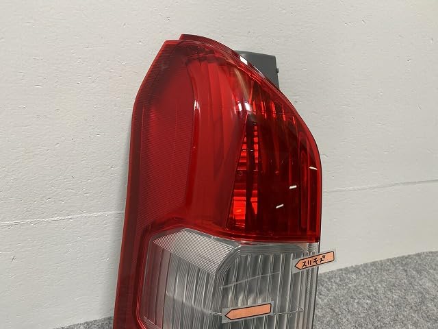 トヨタ純正サクシード NCP160 左テールランプ 2015年 Amazon | プロボックス/サクシード NCP160V/NCP165V/NHP160V