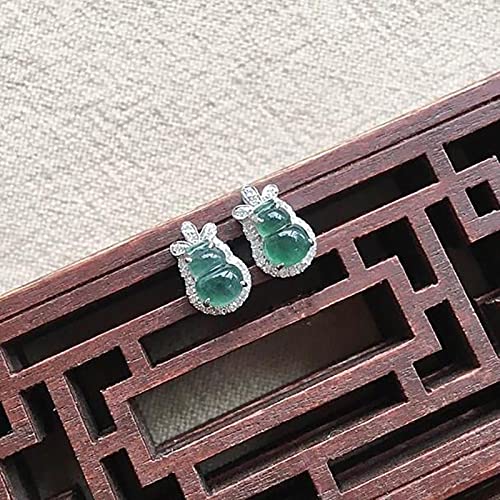 Boucles d'oreilles calcédoine verte dans leur écrin de design original