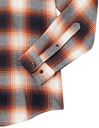 Image of Amazon Essentials Men's Regular Fit Long-Sleeve Flannel Shirt, Soft Brushed Cotton, Lightweight yet Warm