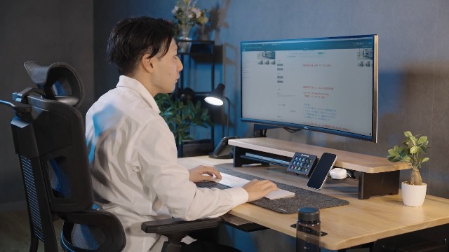 【未開封】Rasical モニターアーム Amazon.co.jp: ラシカル Rasical Monitor Arm モニターアーム 57インチ