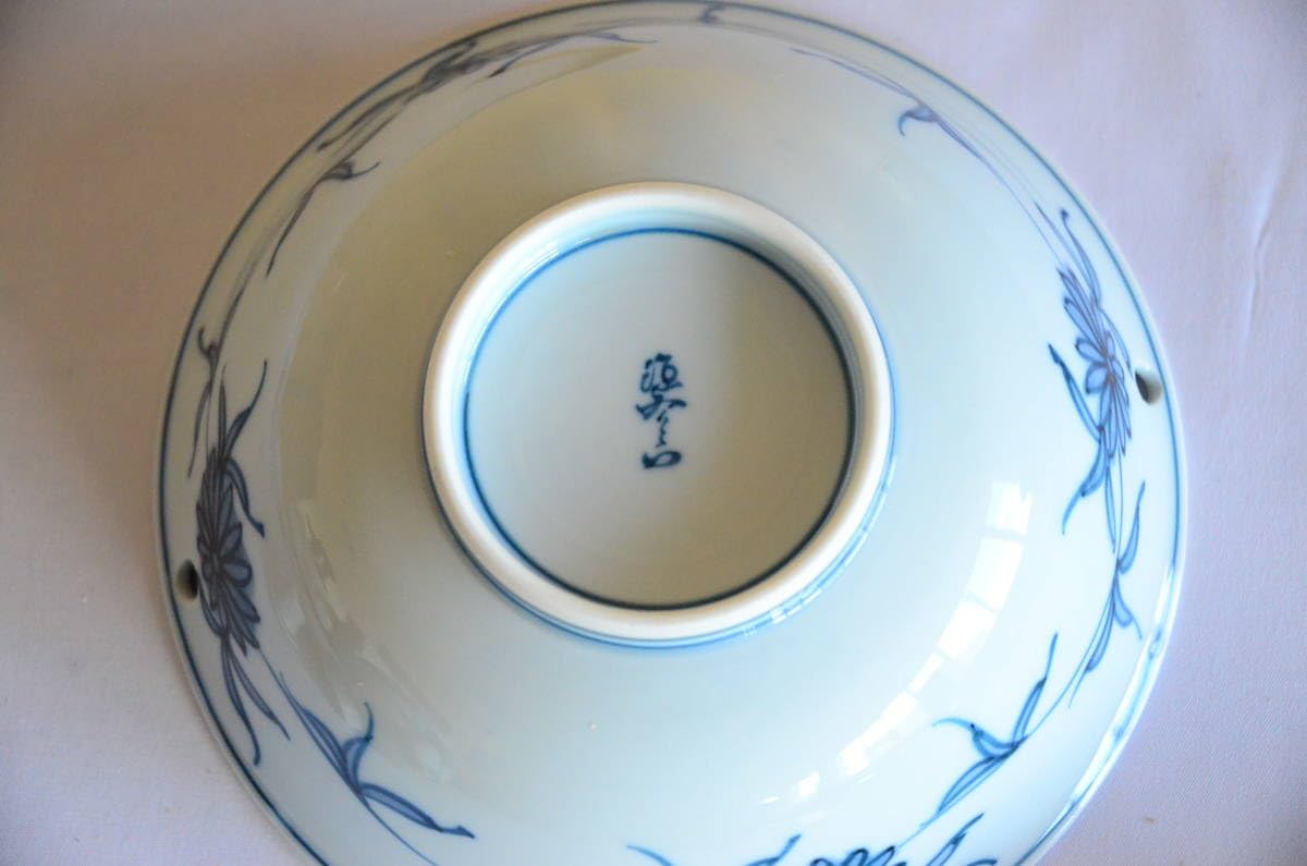 Amazon.co.jp: 館林源右衛門 染付 菊唐草紋様 新香揃 共箱 醤油