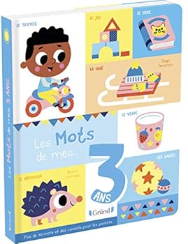Hardcover Les mots de mes 3 ans [French] Book