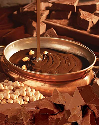 Miniatura 2 de Cremoso caramelo y macadamia cubierto en chocolate con leche, cajas de 6 onzas, de la marca Hawaiian Host Maui Caramacs