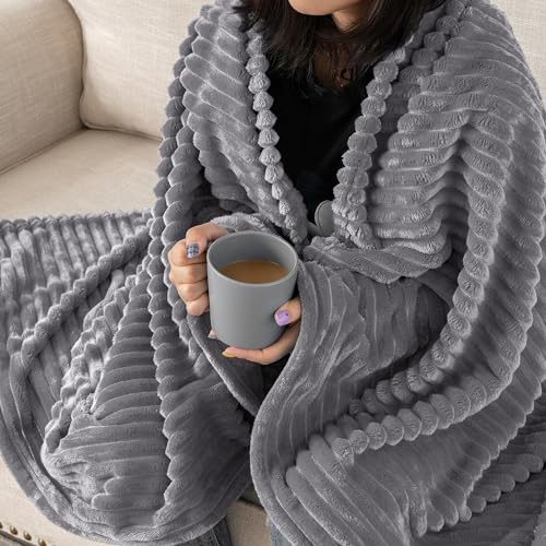 EMEMA Manta Sofa Invierno Termica Mantas para Cama Terciopelo Mantilla Felpa Polar Súper Suave y Cálida para Bebe Habitacion Dormitorio 1 Pieza 220x240 cm Gris