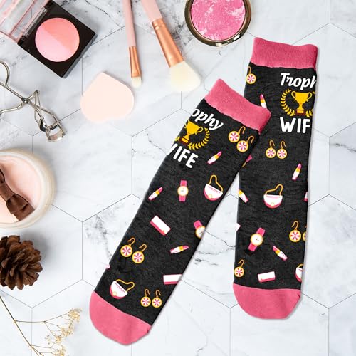 Image of VICRAZY Father Day Gifts for Husband, Dad, Grandpa, Men - First Mother's Day for Pregnancy Mom, Wife - Funny Bigfoot gifts