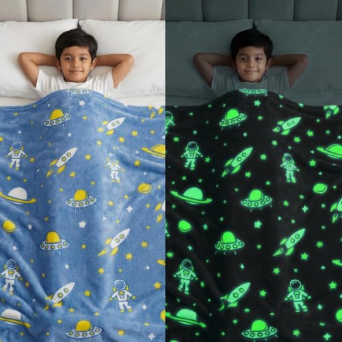 Image of Famyo Glow Blanket for Kids - Astronaut | Kids Blanket 0-15 Yrs | 200x152 cm Double Bed Blanket | Soft Flannel Blankets for Winter | Lab-Tested & Safe, (Grey) | 0-15 Yrs, 200x152 cm Queen Size Double Bed Blankets, Soft Flannel, Lab-Tested & Safe