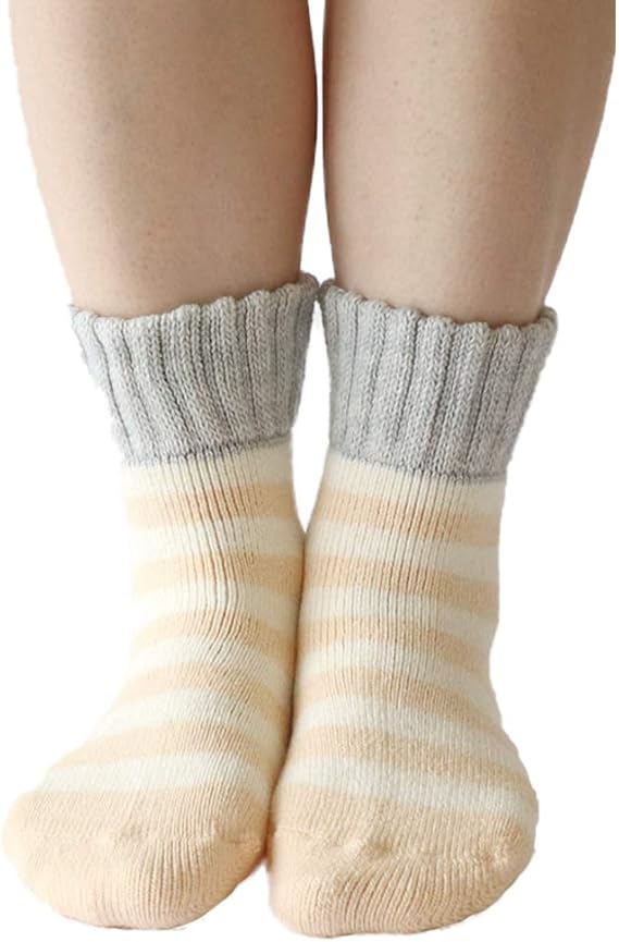 Amazon Co Jp Seraph Blanc ルームソックス シルク混 ふんわり 5093 靴下 パイル レディース 日本製 厚手 おしゃれ かわいい もこもこ 冬 ブランド ファッション