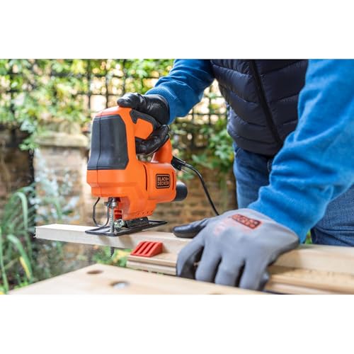 BLACK+DECKER 400W Single Speed Jigsaw, BES602-GB 8 BLACK+DECKER 400W Single Speed Jigsaw, BES602-GB - Image 8