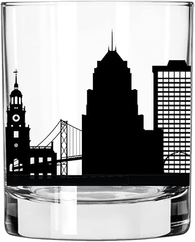 Toasted Tales - Vaso de whisky Detroit Skyline Cityscapes  Regalo para la gente de Detroit City  Vasos Old Fashioned Rocks Urban City  Regalo para disponible en Yaxa Peru