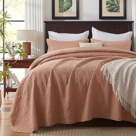SunStyle Home Twin Size Quilt Bedding Set Brown Pink Lightweight Vintage Floral Quilt Damask Patterned Soft Bedspread Modern Coverlet Set for All Seasons, 2 Pieces (1 Quilt, 1 Pillow Sham) Cover