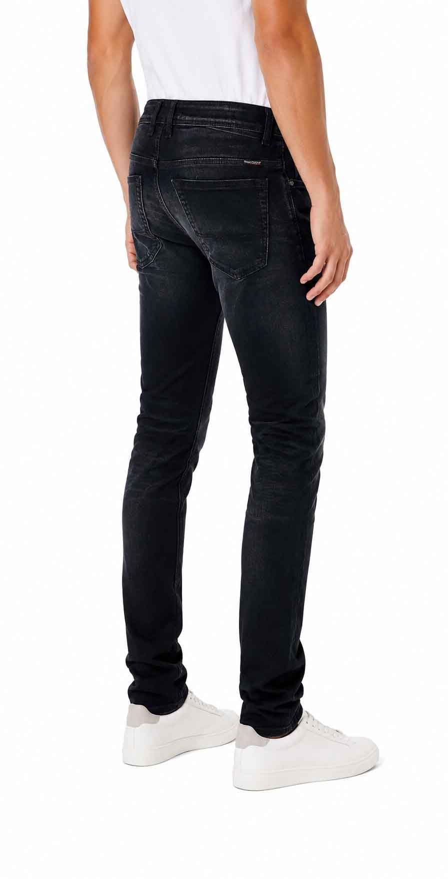 Diesel Iakop 0833Y Jeans Slim Tapered