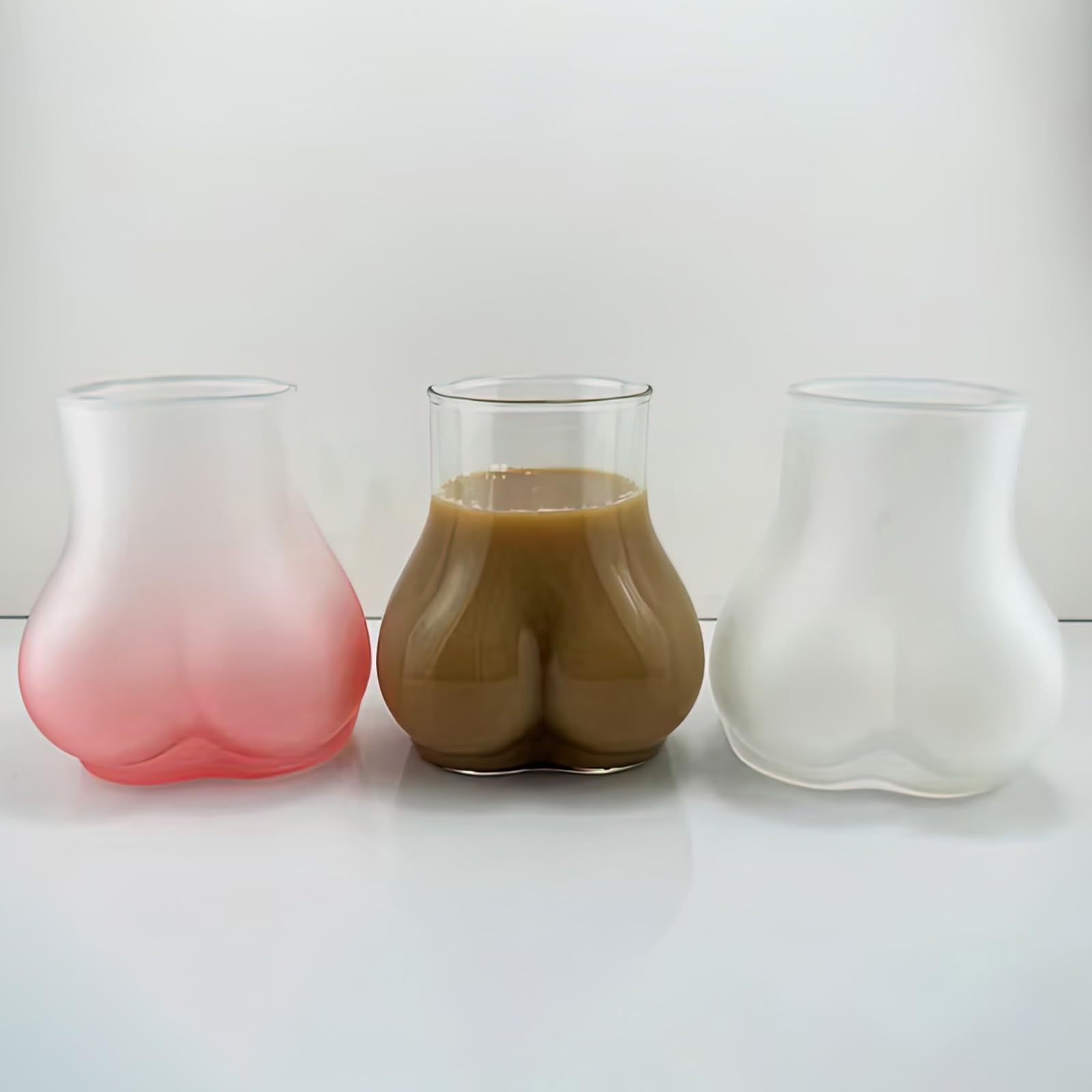 YTDRM Body Shaped Cup - Butt Drinking Glass, Funny Coffee Mug Transparent Borosilicate Glass Coffee Mug, Butt Shaped Borosilicate Glass Cups for Holiday Home Cafe (Pink)