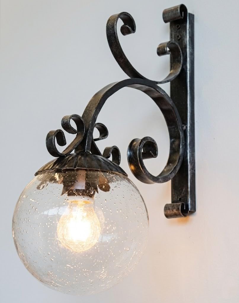 Applique lampada da parete in ferro battuto esterno con vetro a sfera