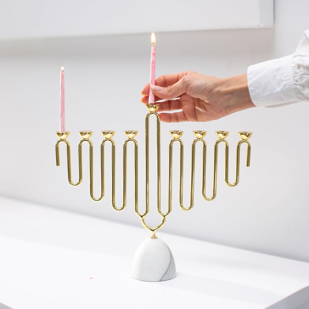 Anna New York Coluna Carrara Marble & Gold Menorah